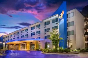 GLo Hotel Asheville-Blue Ridge Parkway - Ашвилл