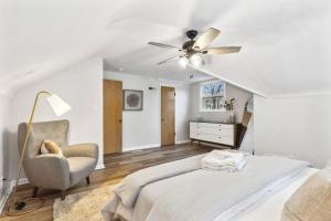 Comfort & Style - Mins to CLE Clinic - Family Friendly