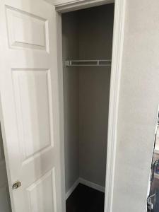Comfy 2 bed 2 bath Phoenix Paradise with Pool and Gym