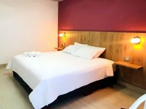 Hotel Divaca - Saravena