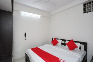 Hotel O 30359 Hotel The Vinayak