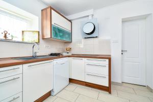 Family friendly house with a parking space Bribir, Novi Vinodolski - 23378