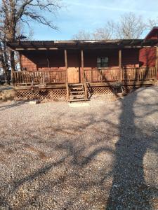 Lake of the Arbuckles Cabins - 2