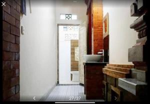 Royen Balinese Family Guest House- Traditional Batuan Homestay