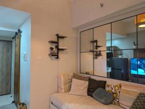 RufiRemy Cozy Hideaway PrimeWorld District Condo