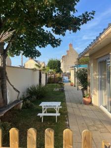 Maisons de vacances Domaine de la calotine classe 4 etoiles : photos des chambres