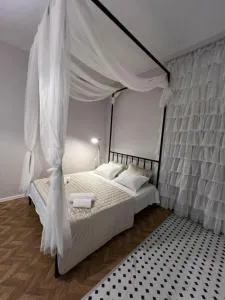 Sweet Home - Tsqaltubo