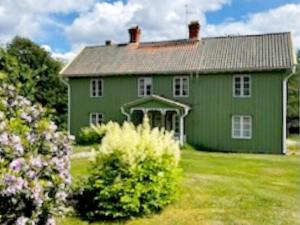 5 person holiday home in MARIANNELUND