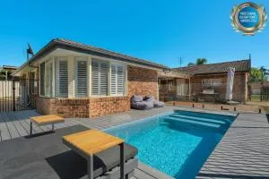 Serene Pet Friendly with Swimming Pool - Jindy Andy