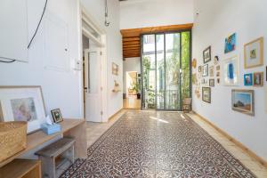 1927 Heritage House - Indoor Garden , Old City