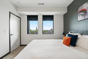 CozySuites on Mass with garage parking #3