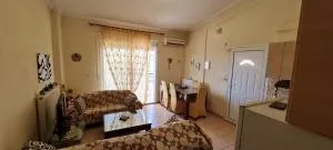 Apartment in the village - Néa Tríglia