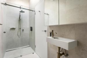 The Henrietta Apartments by Urban Rest