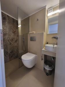 Theros Summer Suite 1