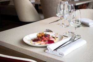 Hotels Brit Hotel Nantes La Beaujoire Parc Expo : photos des chambres