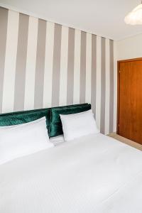John luxury apartment 2