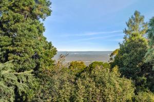 Bells Rest with a veiw