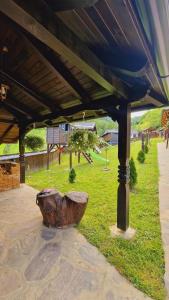 Casutele Paul de pe Vale