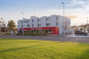 Brit Hotel Toulouse Colomiers – L’Esplanade