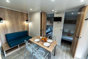 Campings Camping Village Le Vieux Port***** : photos des chambres