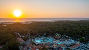 Campings Camping Village Le Vieux Port***** : photos des chambres