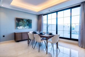 Luxurious two-bedroom Apartment Alqerwan
