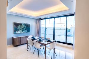 Luxurious two-bedroom Apartment Alqerwan