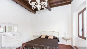 Palazzuolo Tower Apartments by Mamo Florence