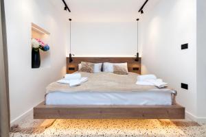 La Riva Luxury Rooms