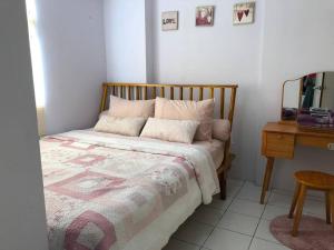 2BR KRL access with Netflix, Kalibata City