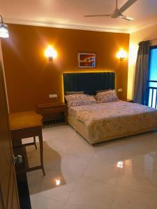 Riviera palms 1 Luxury 1 BHK apartment with Swimmimg Pool view- Arpora - near baga beach flat no 123