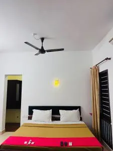 Hotel Sunday - Townhouse Club Airport Trivandrum - Chalai