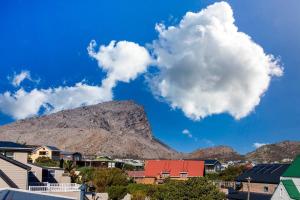 Beautiful family beach cottage!