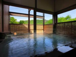 蔵王温泉 岩清水料理の宿 季の里