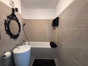 Cozy elegant 1 bedroom apartment