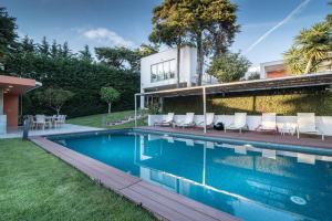 Villa Orange Charm, Heated Pool