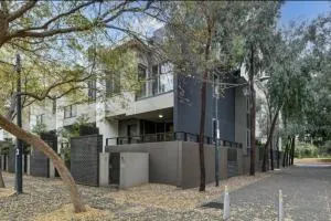 Docklands Serenity - Melbourne