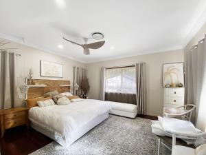 Family Entertainer with Pool - Luxury Holiday House in Lennox Head