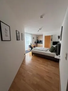 Sonniges zentrales Apartment - Eggen