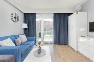 Przytulne Studio z Balkonem & Parkingiem by Rent like home