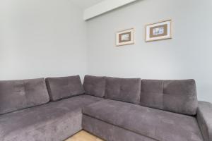 Przytulne Studio z Balkonem & Parkingiem by Rent like home