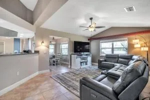 Micanopy Lake Retreat home - Hawthorne