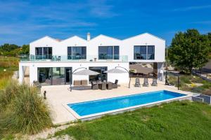 Villa Corolan 