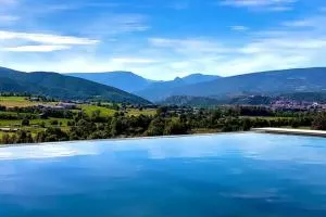 Infinity Pool & Vineyard Villa near Andorra - Fornols