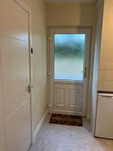 Whitethorn Cottage, Palmfield