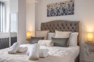 Crown Street Apartments