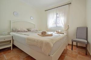 3BRD Oceanview Cliff Haven