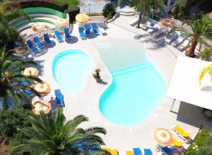 Costa Real - Garden Retreat with Private beach, Pet Friendly