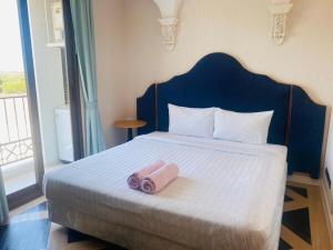 Espana condo resort pattaya by Nongying