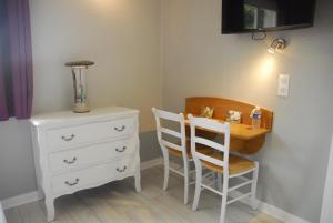 Appartements Logis Hotel Le Relais du Bois Vialotte : Chambre Double